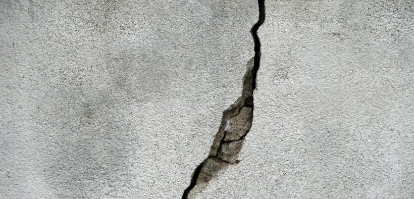 beton ekologiczny na ścianie